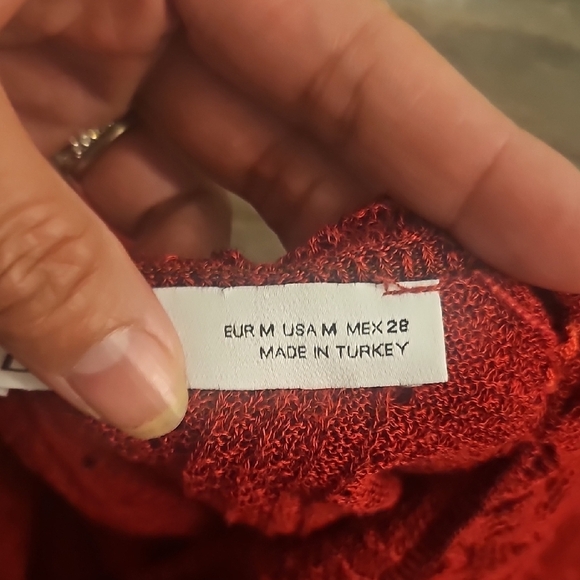 Zara Red Sweater - Picture 4 of 8